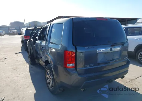 2011 Honda Pilot Touring из США, поврежденный, VIN 5FNYF3H92BB036010